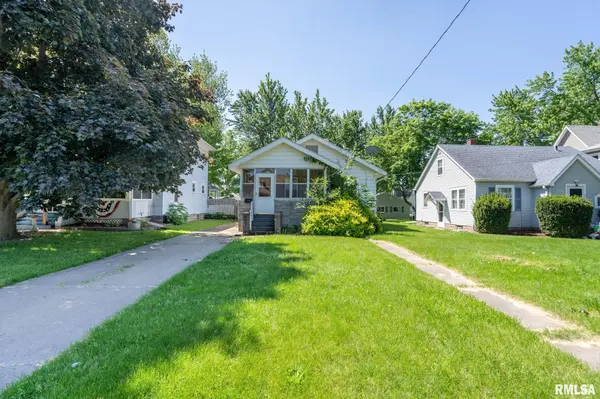 908 4TH AVE, Silvis, IL 61282