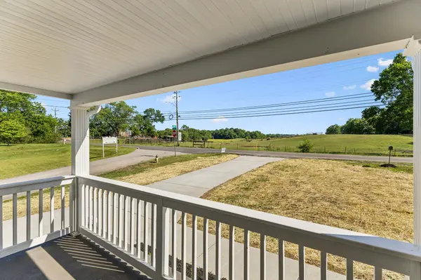 1057 Mapleash Ave, Columbia, TN 38401