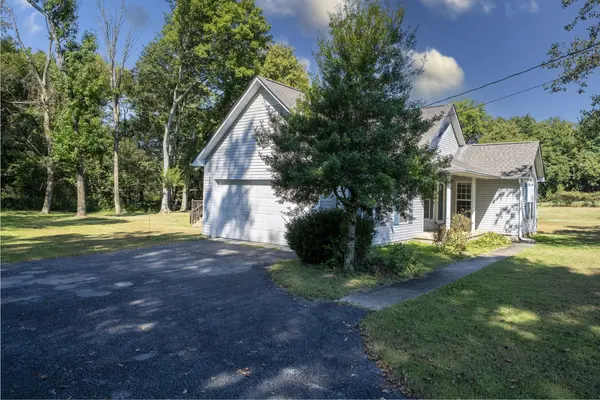 358 Bookout Ln, Cowan, TN 37318