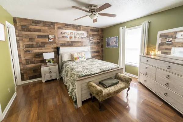 70 Flintville Rd, Flintville, TN 37335