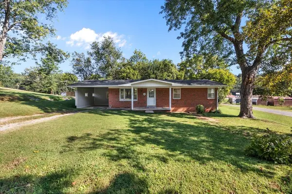 220 Roby Dr, Erin, TN 37061