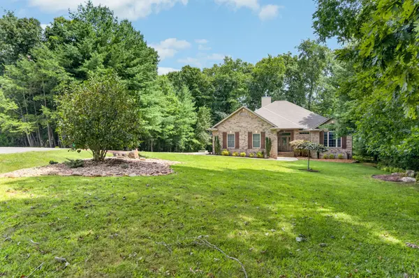 14 Holly Ct, Crossville, TN 38558