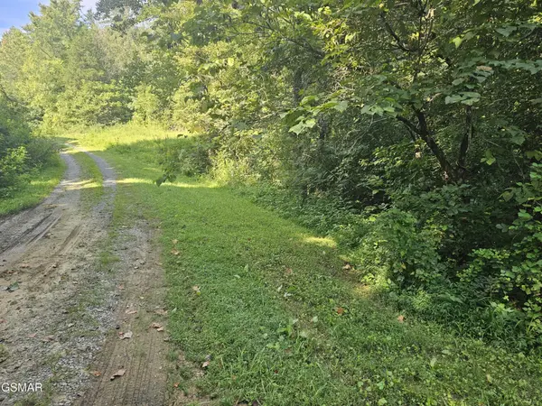 2 Franklin Lane, Sevierville, TN 37876