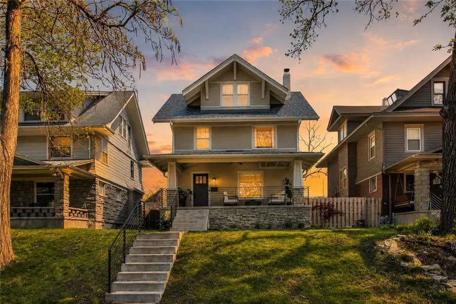 3011 Campbell ST, Kansas City, MO 64109