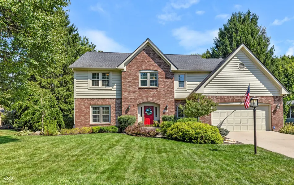 8745 Admirals Bay DR, Indianapolis, IN 46236