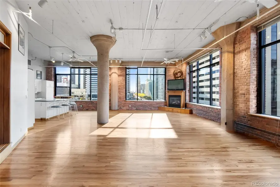 2000 Arapahoe ST #402, Denver, CO 80205
