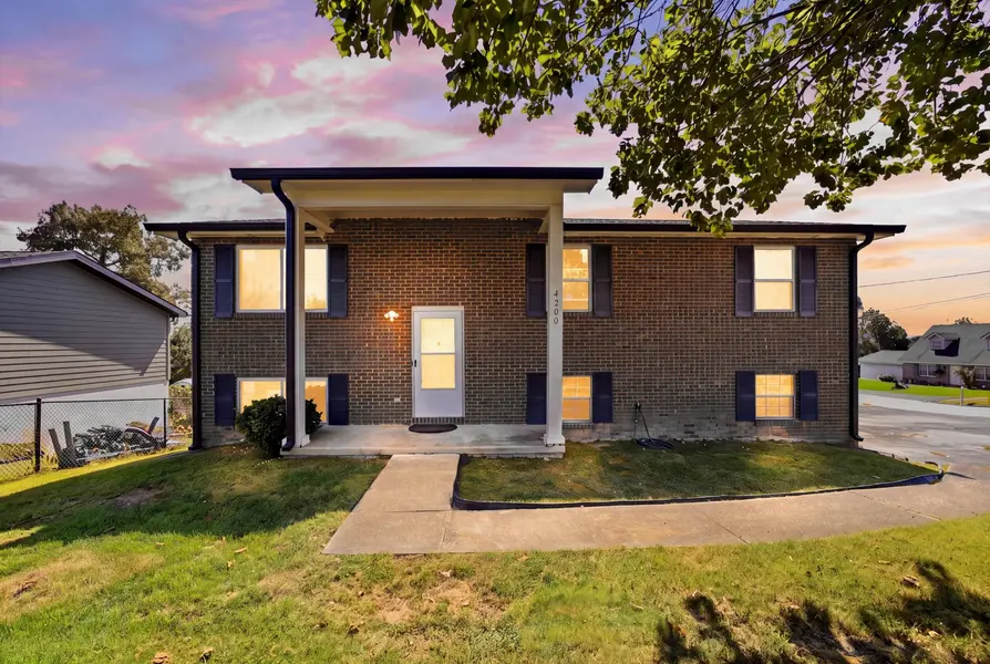 4200 Shady Oak Drive, Ooltewah, TN 37363