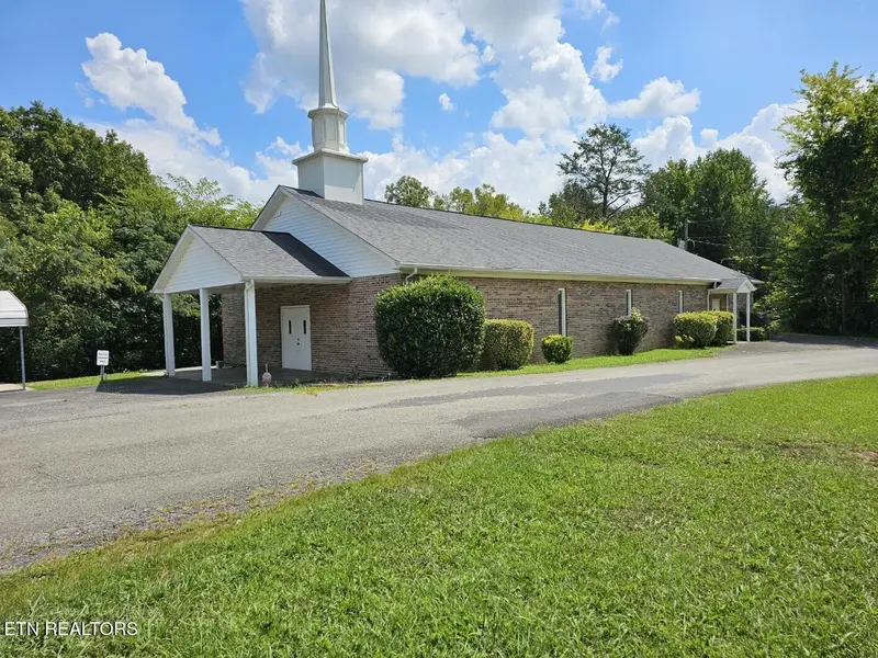 295 Shadden Rd, Tellico Plains, TN 37385