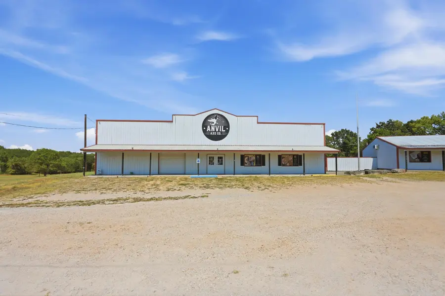 7837 Gateway DR, Neosho, MO 64850