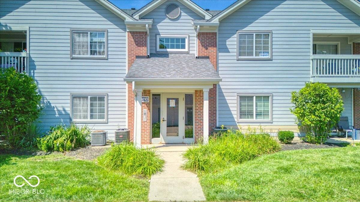 8110 Brookmont CT #104, Indianapolis, IN 46278