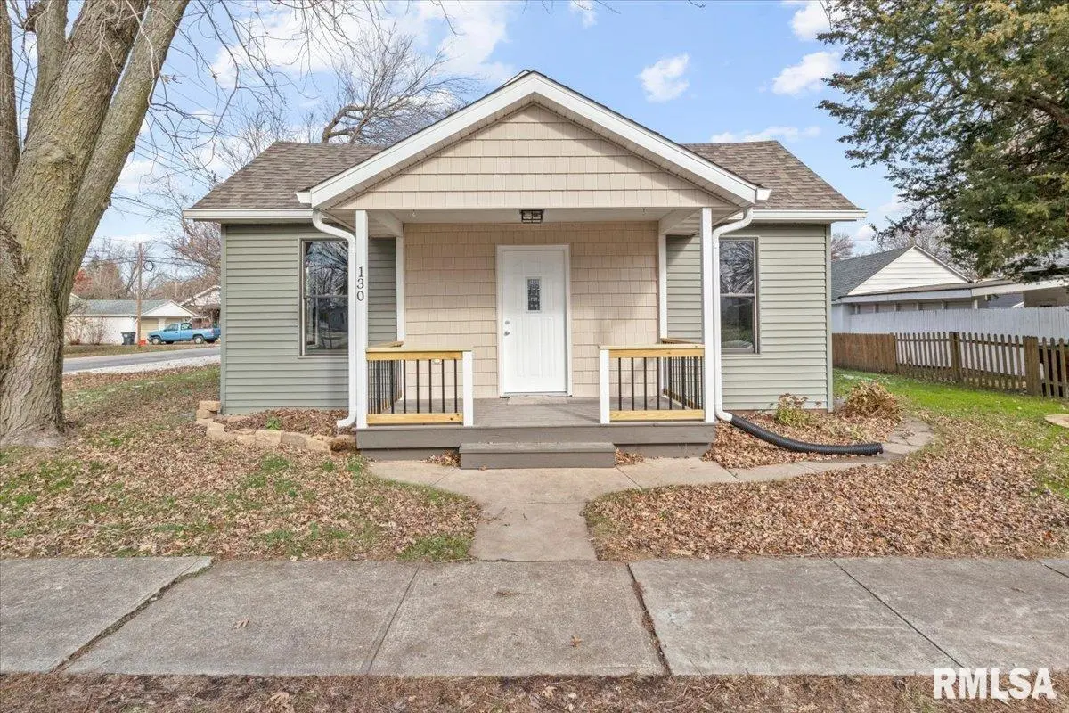 130 E MADISON ST, Auburn, IL 62615