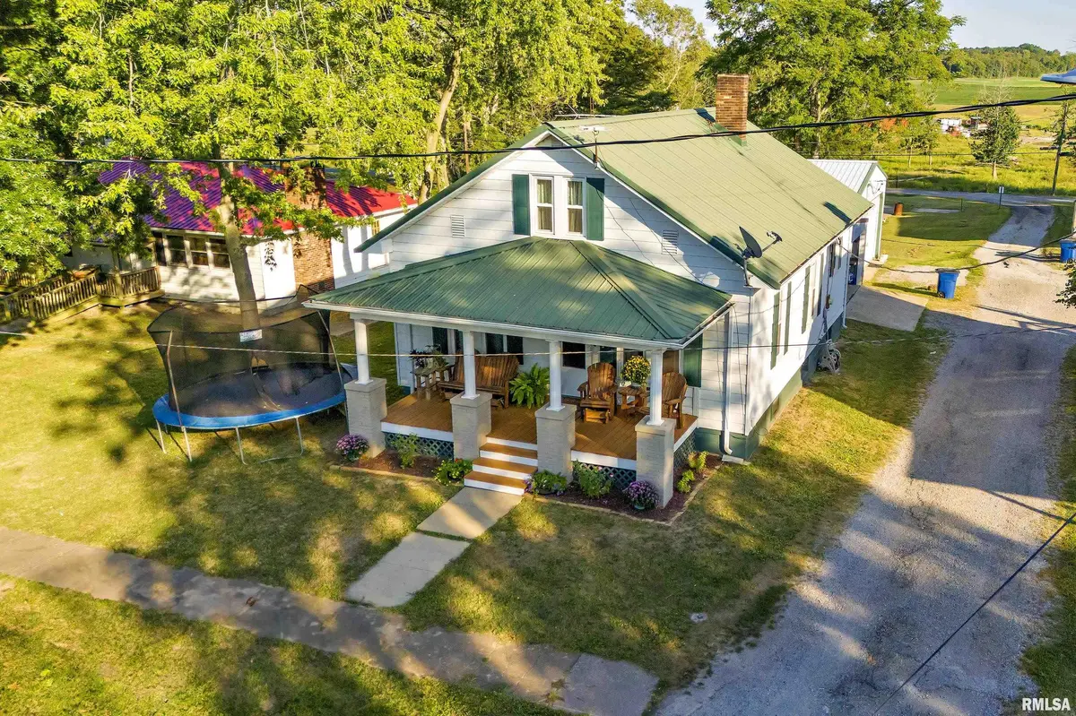 205 W MEYERS ST, Campbell Hill, IL 62916