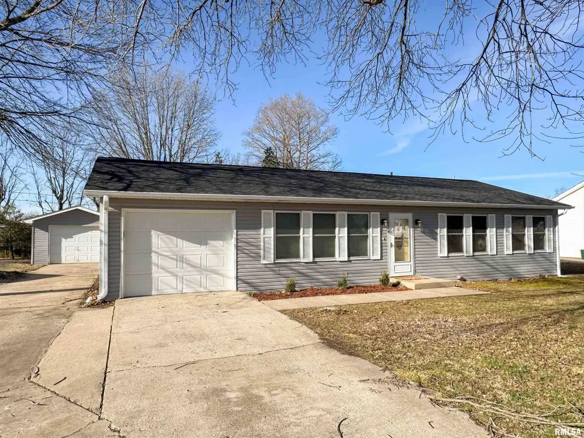 108 HOLLY TER, Anna, IL 62906