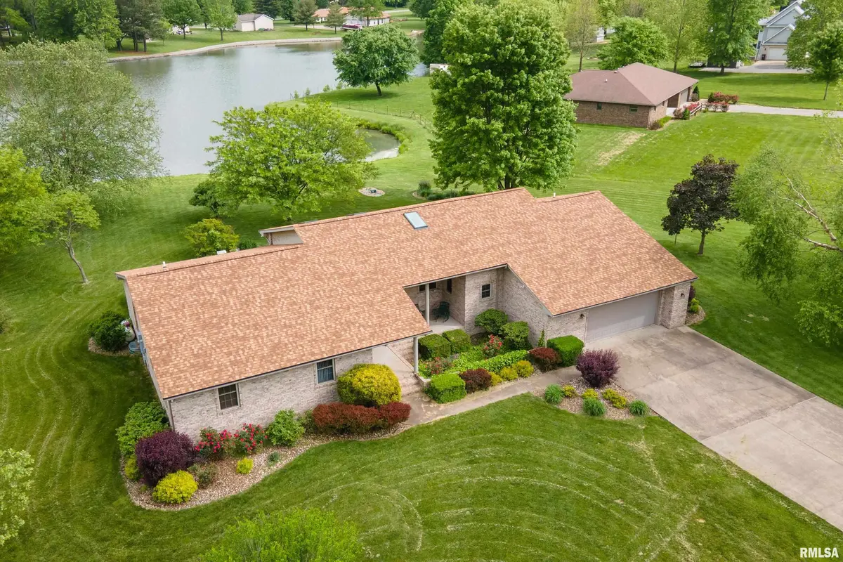 3880 FAWN DR, Marion, IL 62959