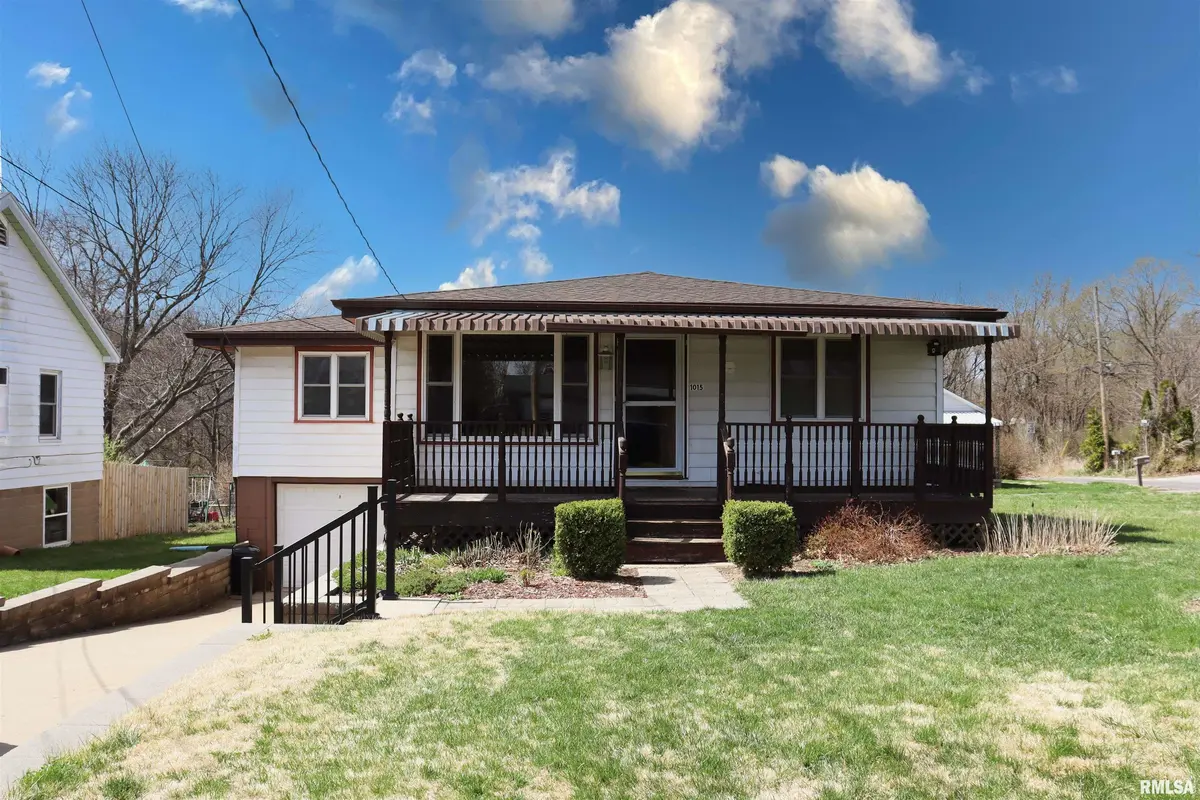 1015 N MCMULLEN RD, Bartonville, IL 61607