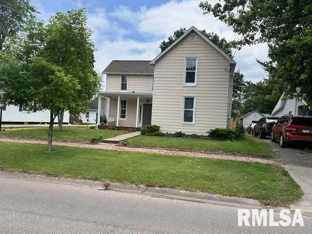 964 E LOCUST ST, Canton, IL 61520