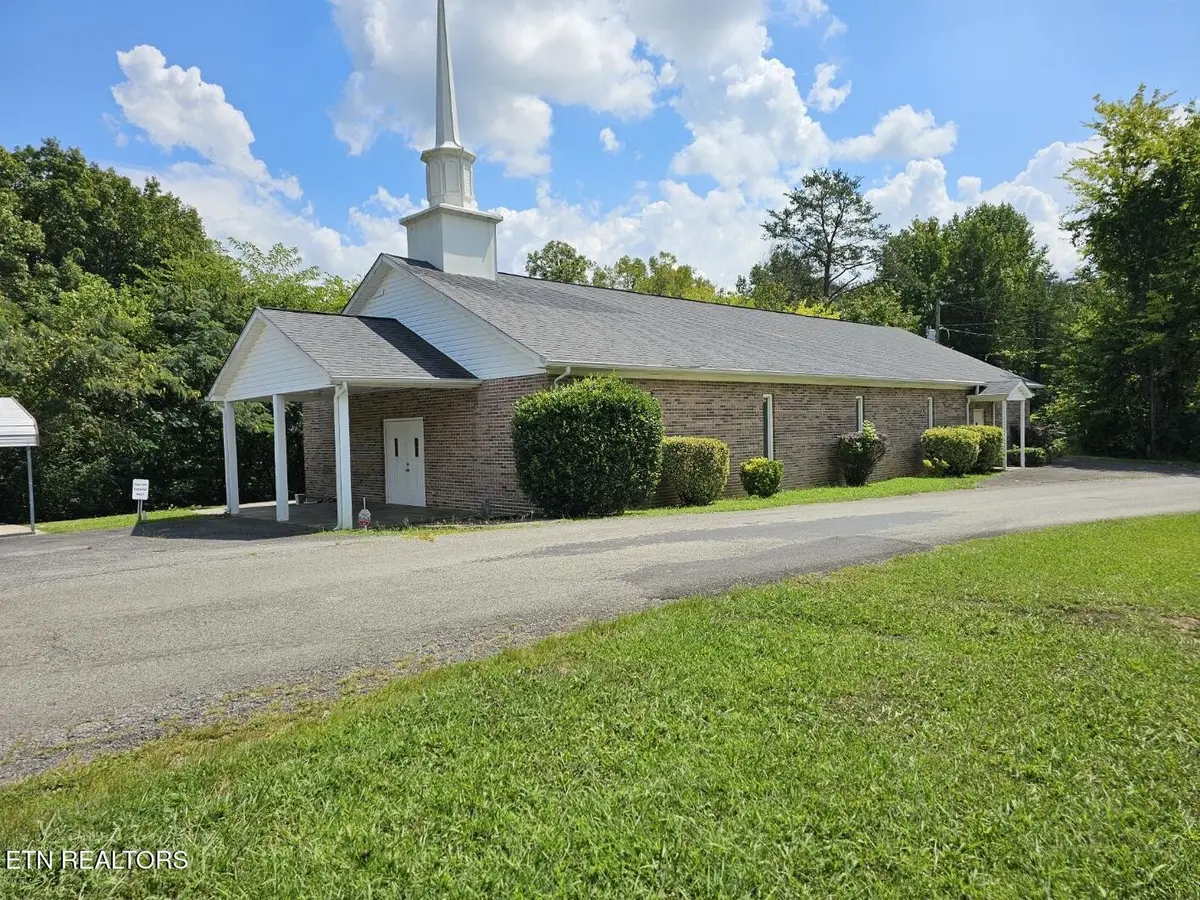 295 Shadden Rd, Tellico Plains, TN 37385