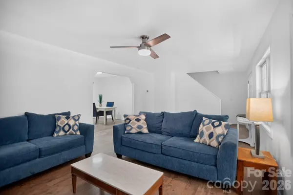 153 Hudson ST, Asheville, NC 28806