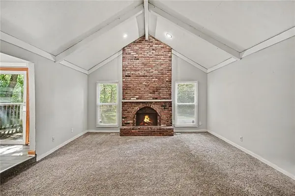 9038 Manning AVE, Kansas City, MO 64138