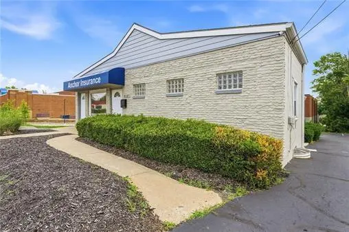 6107 Blue Ridge BLVD, Raytown, MO 64133