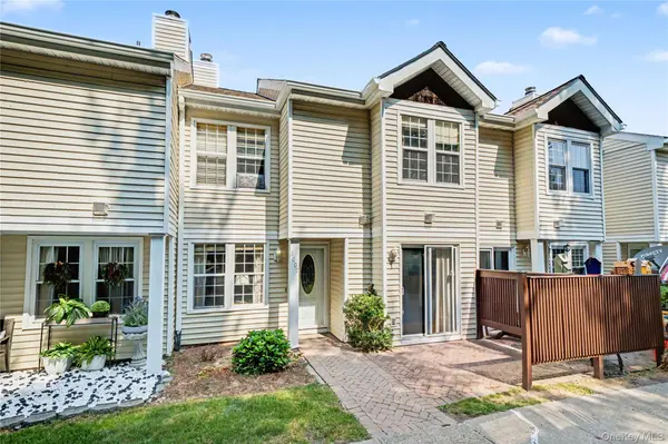 2007 Whispering HLS, Chester, NY 10918