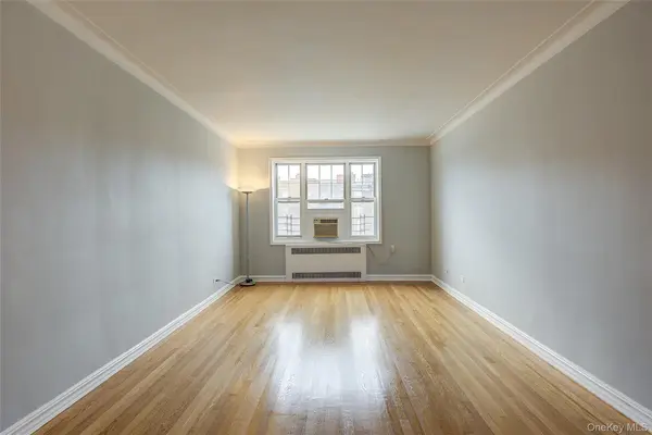 76-36 113th ST #5S, Forest Hills, NY 11375