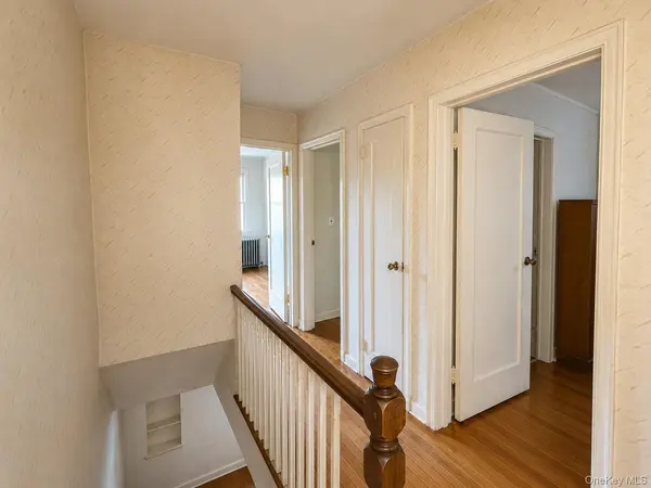 144-43 77th AVE, Kew Garden Hills, NY 11367
