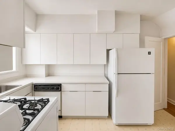 144-43 77th AVE, Kew Garden Hills, NY 11367