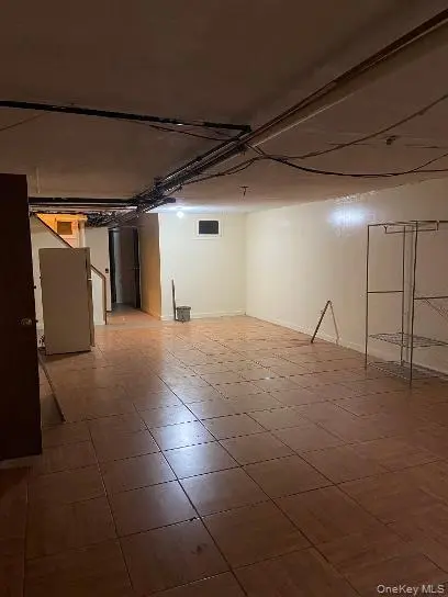 323 East 91 street, Brooklyn, NY 11212