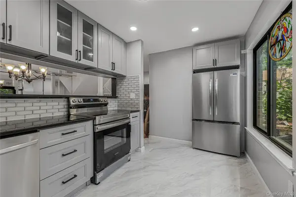 11 Jackson AVE #27, Scarsdale, NY 10583