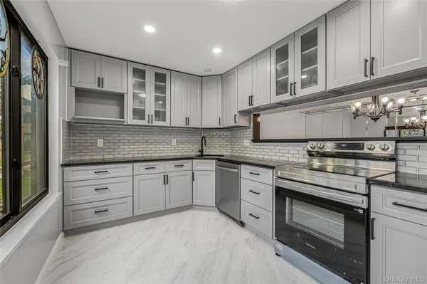 11 Jackson AVE #27, Scarsdale, NY 10583