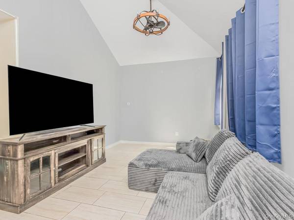 304 Beach 91st ST, Rockaway Beach, NY 11693