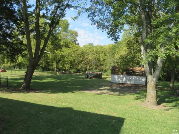410 Linn ST, Valley Falls, KS 66088