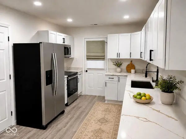 10147 Park Stream DR, Indianapolis, IN 46229