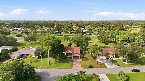 5210 INVERNESS DR, Sarasota, FL 34243