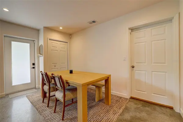 2121 PALM TER, Sarasota, FL 34231