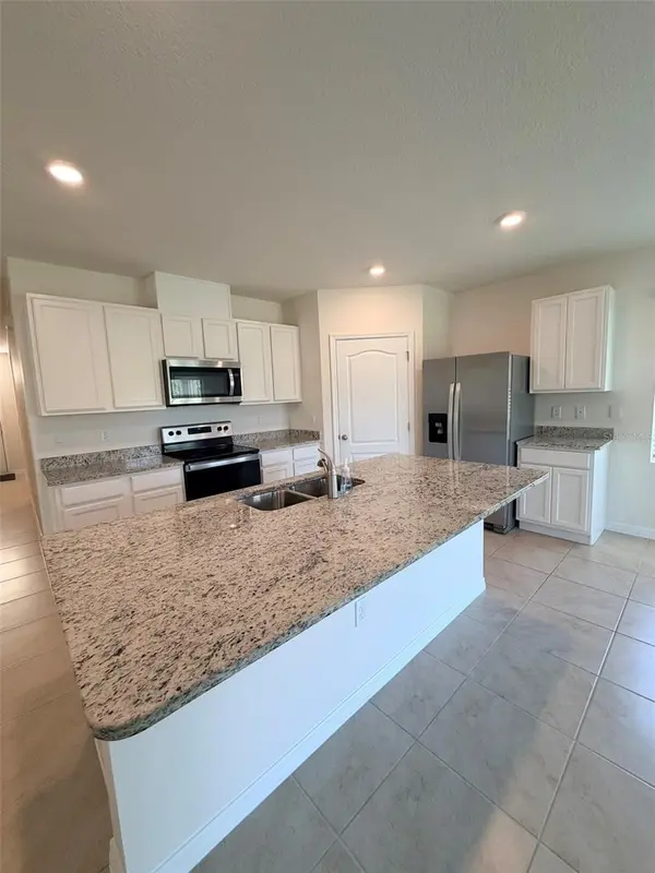 5277 GREENHEART AVE, Mount Dora, FL 32757