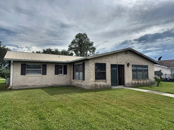 1636 JUNO TRL, Astor, FL 32102