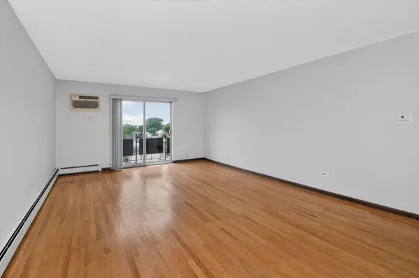1247 S Harlem AVE #401, Berwyn, IL 60402