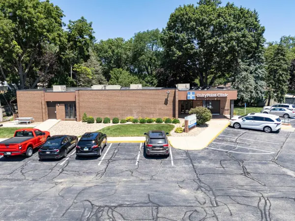 236 National DR, Waterloo, IA 50701