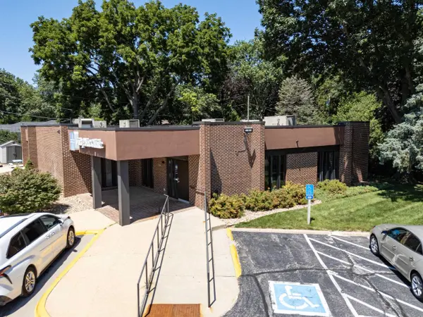 236 National DR, Waterloo, IA 50701