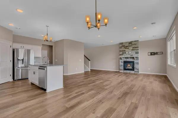 683 47th AVE NE, Saint Cloud, MN 56304