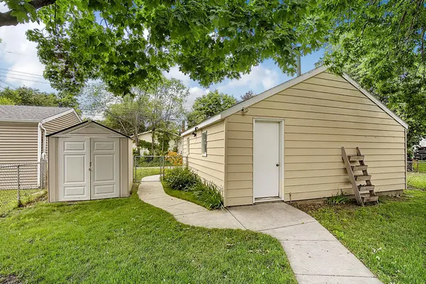 1049 16th AVE S, Saint Cloud, MN 56301