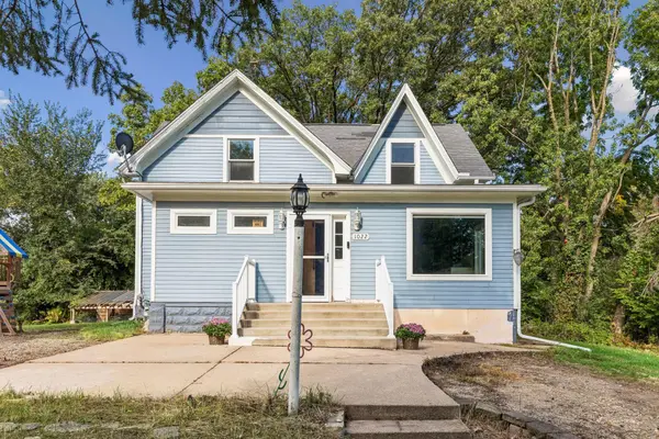 1022 2nd ST, Kenyon, MN 55946