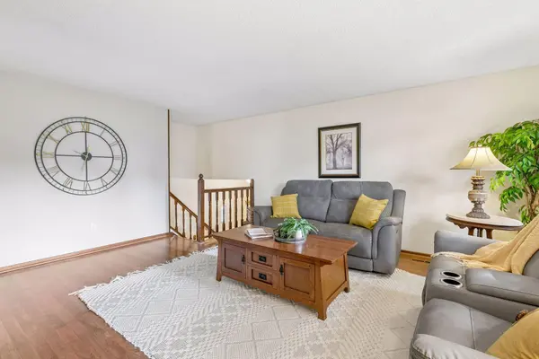 20749 Italy AVE, Lakeville, MN 55044