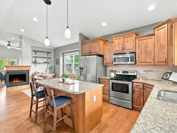 765 Grays Peak LN, Berthoud, CO 80513