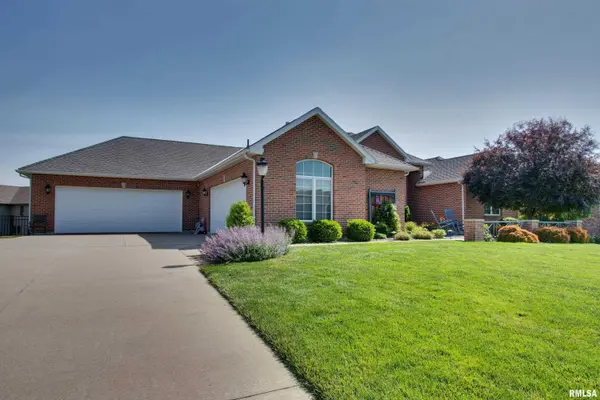 4511 Caleb LN, Quincy, IL 62305