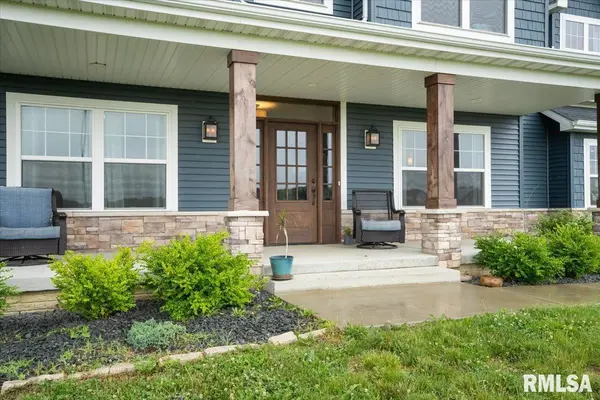 600 PARK VIEW DR, Mechanicsburg, IL 62545