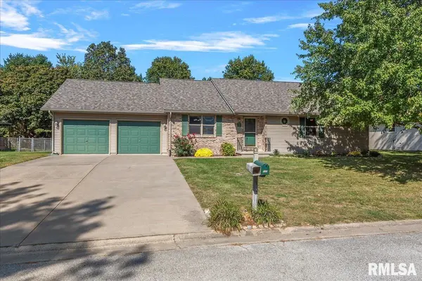 649 HOMESTEAD DR, Glenarm, IL 62536
