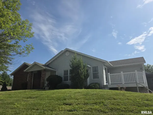 2704 Kings Pointe NE #2704,  Quincy,  IL 62305